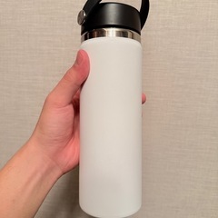 Hydro Flaskのウォーターボトルの画像