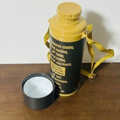 【新品】　kansaiの水筒とお弁当箱のセットの画像