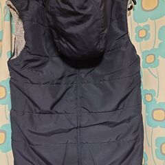 無料【中綿入りベスト×２】レディースＭサイズの画像