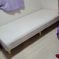 無料 ニトリ 脚付きシングルベッドマットレス（コイルタイプ）2台ありの画像