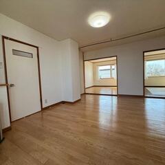 💰️敷礼無料！オーシャンブルーの外壁に、リフォーム済み、快適な住...