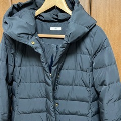 決まりました　ダウンコート　a.v.v ｍサイズ の画像