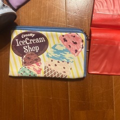 ⑩無料　女の子　入れ物（ペンケースなど）セットの画像