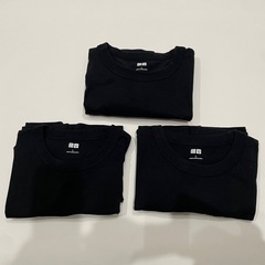 【3点セット/1回のみ着用】UNIQLO クルーネックTシャツ　メンズ　ブラック　Lの画像