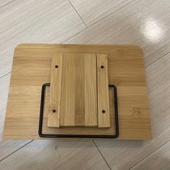 ブックスタンドの画像