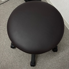 ※11月15日まで　　イスの画像