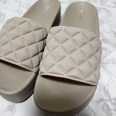 🤍𝟤色セット 厚底サンダルLLの画像