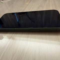 iPhone13128G人気のミッドナイトぐりーんグリーンの画像