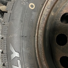 2024製　バリ山　使用少し　　155/65R13ス　スタッドレス ホイール付き(スズキ系)4本の画像