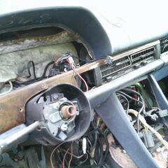 M.ベンツ126-560-SECクーペリサイクル各種部品販売-ボデー車体―外装―内装の画像