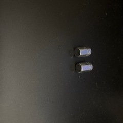 タイヤバルブキャップ２個の画像