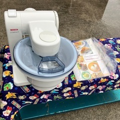 本体2台付 ボッシュ（Bosch）のコンパクトキッチンマシンの画像