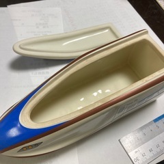 新幹線弁当箱の画像