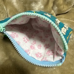 猫柄　　ティッシュケース付ミニポーチの画像