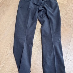 薄手　男性用ズボンの画像