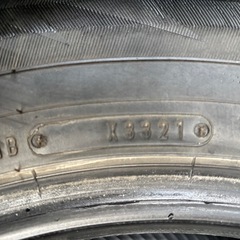 ダンロップウインターマックス02☆215/65R16☆7〜8部山のバリ目４本セット！の画像