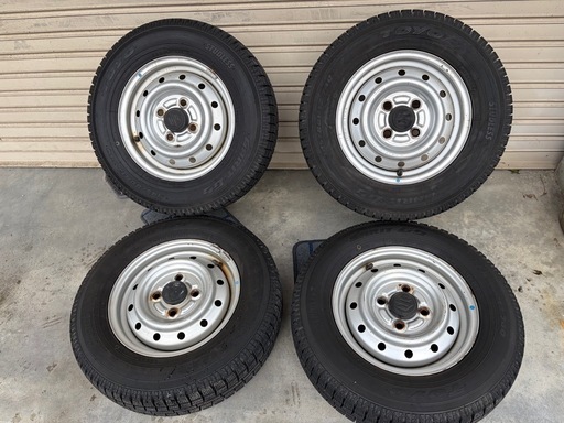 冬タイヤ 12インチ ✳️ 国産スタッドレス ✳️ 145/80R12 ✳️ 軽トラ用ホイール付きバリ山４本組