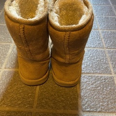 ブラウンモコモコムートンブーツ　22cm  の画像