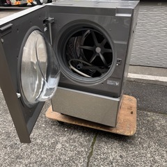 【美品】　Pnasonic　パナソニック 洗濯10kg/乾燥5kg ドラム式洗濯乾燥機 NA-VG2500L の画像