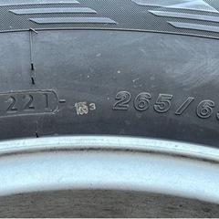 トヨタ純正スタッドレスタイヤ4本セットの画像