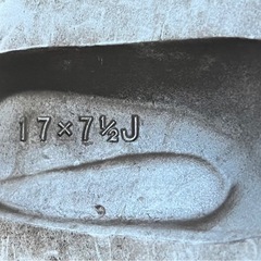 トヨタ純正スタッドレスタイヤ4本セットの画像