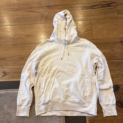 ユニクロパーカー　Lサイズの画像