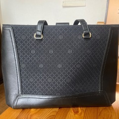 トミーヒルフィガー ショルダーバッグの画像