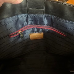 トミーヒルフィガー ショルダーバッグの画像