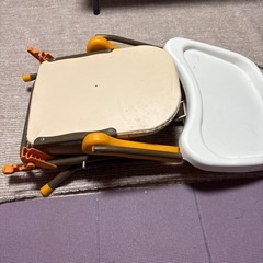 テーブルチェアーの画像