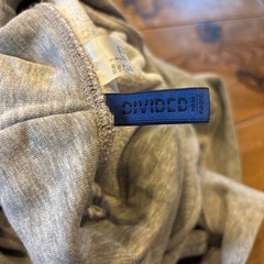 無地 
パーカー　Ｍサイズの画像