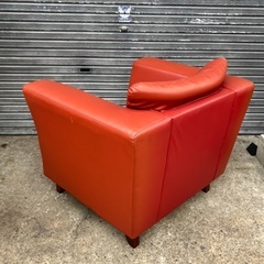 本革 1人掛けソファ ボタンダウン 肘付き ソファ 1Pの画像