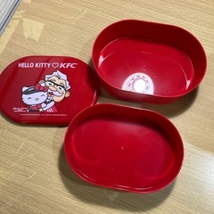 非売品ハローキティ✖️KFCコラボ　バスケット&弁当箱　未使用の画像