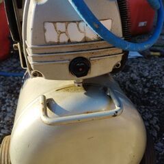 エアコンプレッサー  . 110V の画像