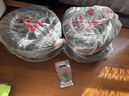 冬用スタッドレスタイヤ　ダンロップ　WM02 175/65R15/84Q（ナット含む）