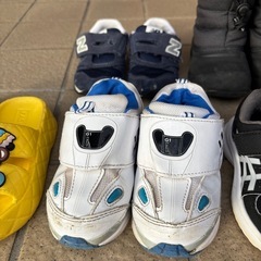 男の子の靴
の画像