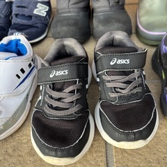 男の子の靴
の画像