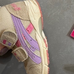 ニューバランス　 アシックス　子供シューズ　バラ売り可の画像