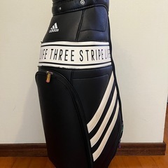 adidas ゴルフバックの画像