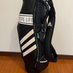 adidas ゴルフバックの画像