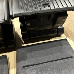 トヨタ純正　オットマンの画像