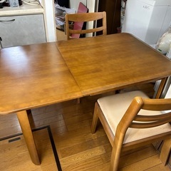 ダイニングチェアセット　2〜4人用　折りたたみの画像