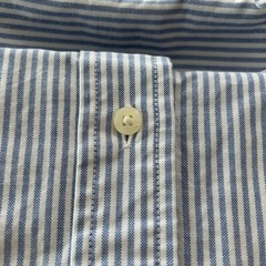 未使用UNIQLOユニクロオックスフォードストライプシャツ長袖長袖ボタンダウンシャツ長袖ワイシャツ長袖カジュアルシャツ長袖メンズシャツ長袖シャツトップス紳士服ライトブルー水色系ストライプ綿コットン100％XLチェスト104～112センチメンズmen男性用紳士の画像