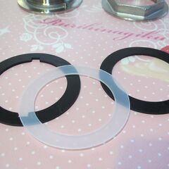 💗新品未使用💗ステンレスタンク取り付け金具💗６２２２－４０の画像