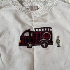 𝐩𝐞𝐭𝐢𝐭 𝐦𝐚𝐢𝐧80cmトレーナーの画像