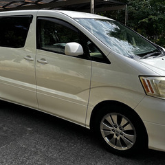 アルファードの画像