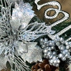 クリスマスリースの画像