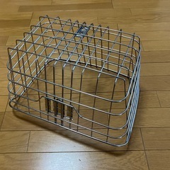 自転車　前カゴ　大きめ　の画像