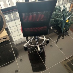 オフィスチェアーの画像