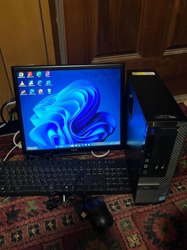 デスクトップ パソコン core i5  SSD256GB メモリ8GB Microsoft Office2019  PCセット 初期設定済み PC 
本体