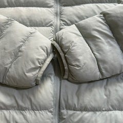 ユニクロ　フリース2枚　130cm.140cm、ライトダウン140cmの画像